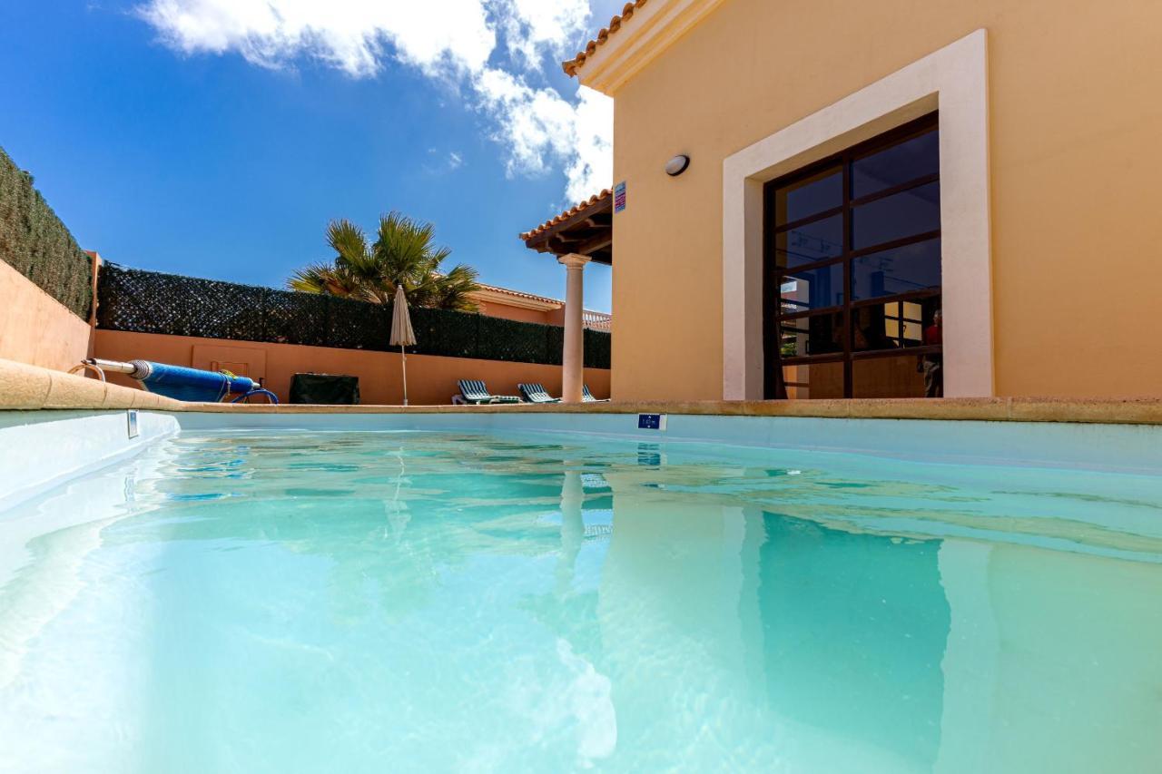 Villa Serenity Private Pool Corralejo By Holidays Home Esterno foto