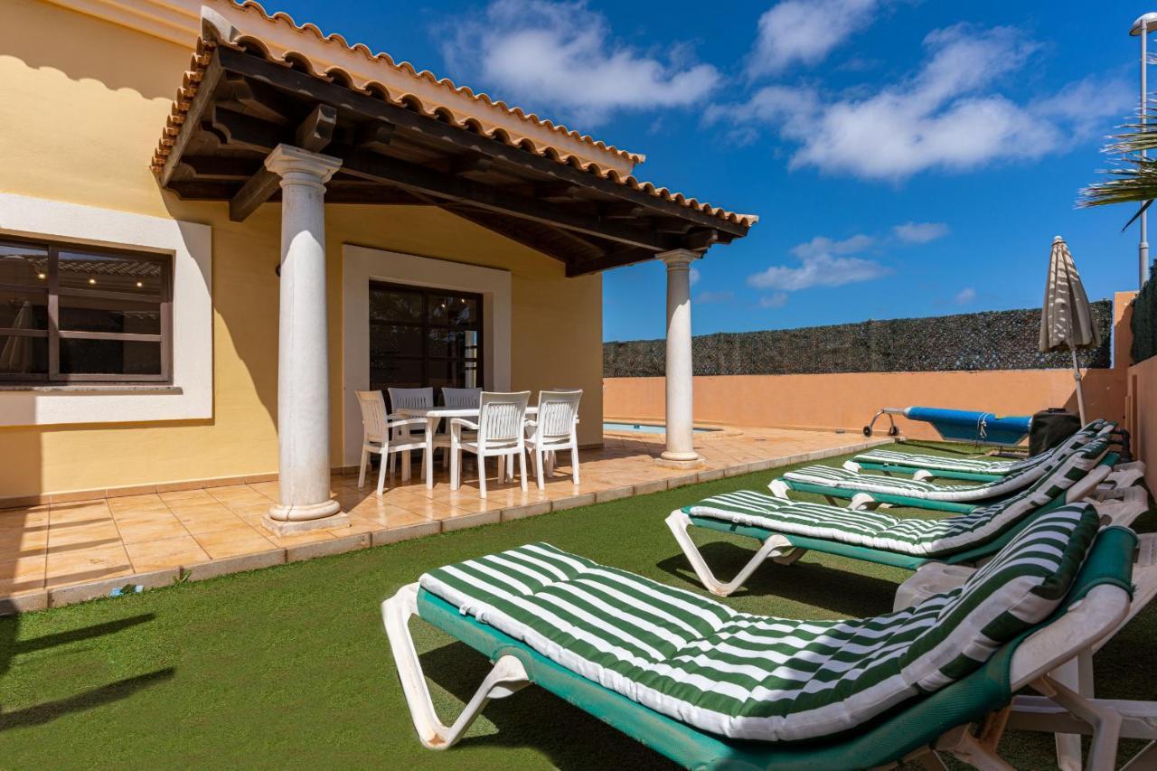 Villa Serenity Private Pool Corralejo By Holidays Home Esterno foto